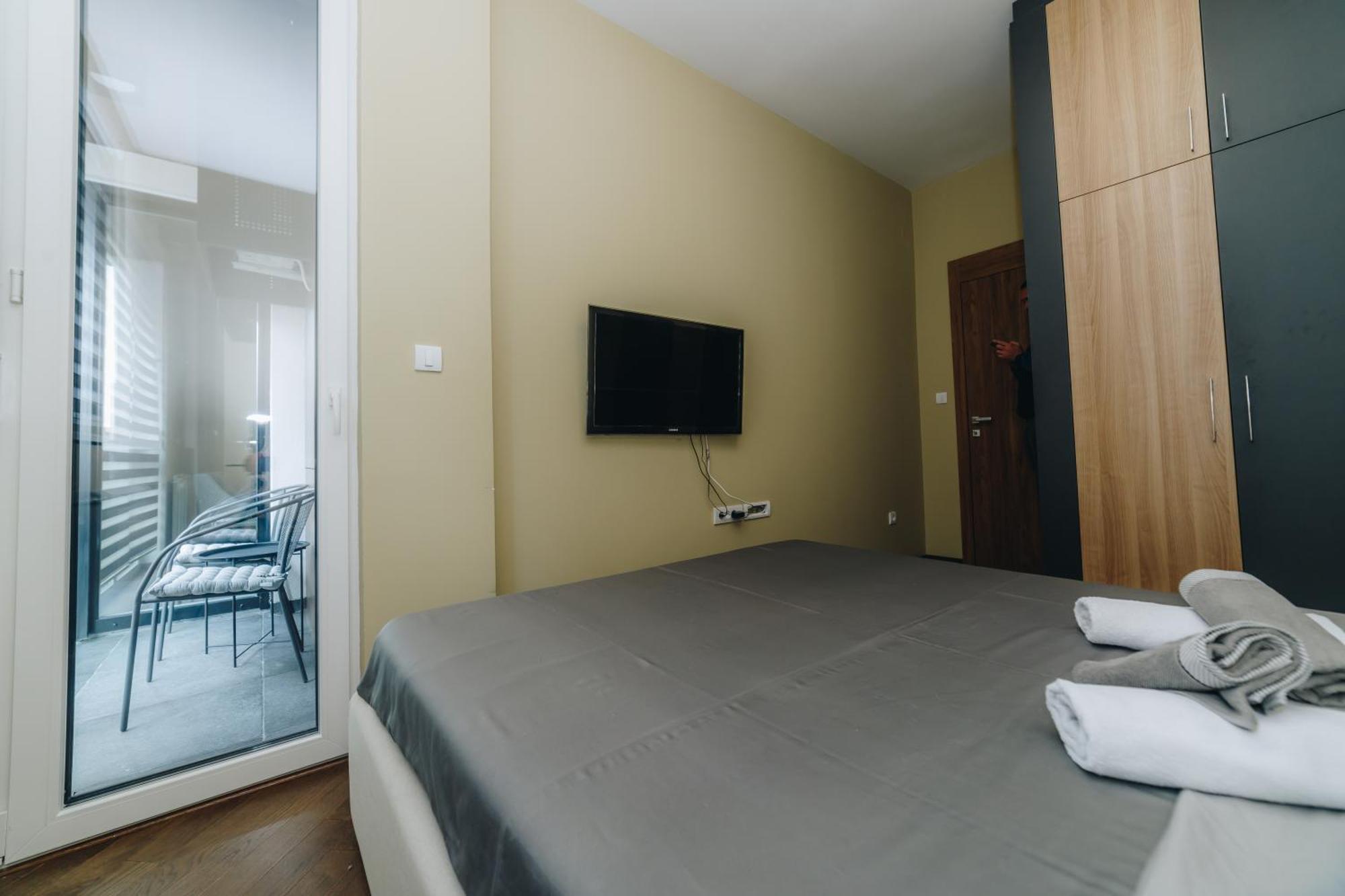 Lust Premium Apartments Kragujevac Room photo